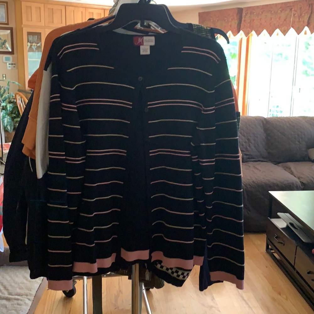 Black striped longsleeve